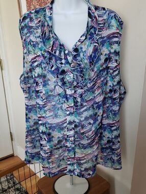 Tahari Arthur S. Levine, Sleeveless Ruffled V-Neck Blouse in Multi-Color, 3X